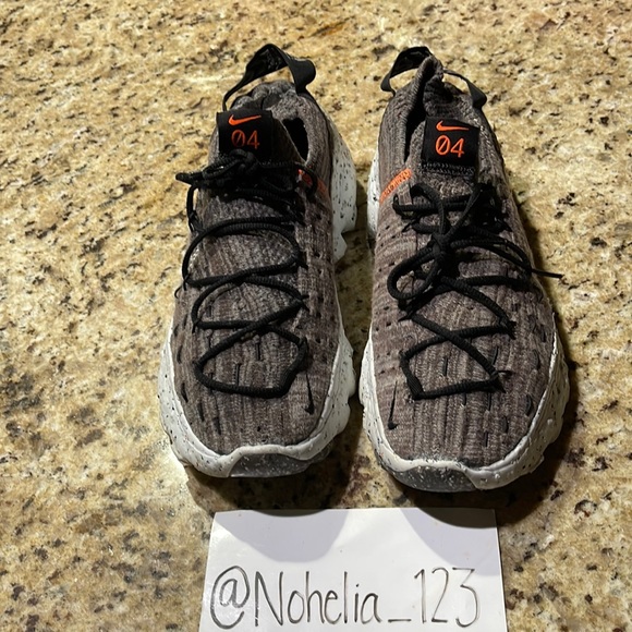Nike Space Hippie 04